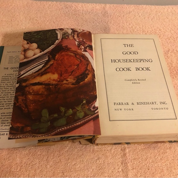 Vintage 1944 Good Housekeeping Cookbook 8th Edition Hardcover With Dust Jacket - Picture 7 of 16